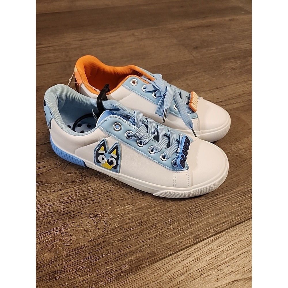 BLUEY & BINGO Women's White & Light Blue Court Sneakers Shoes Size‎ 6 NWT